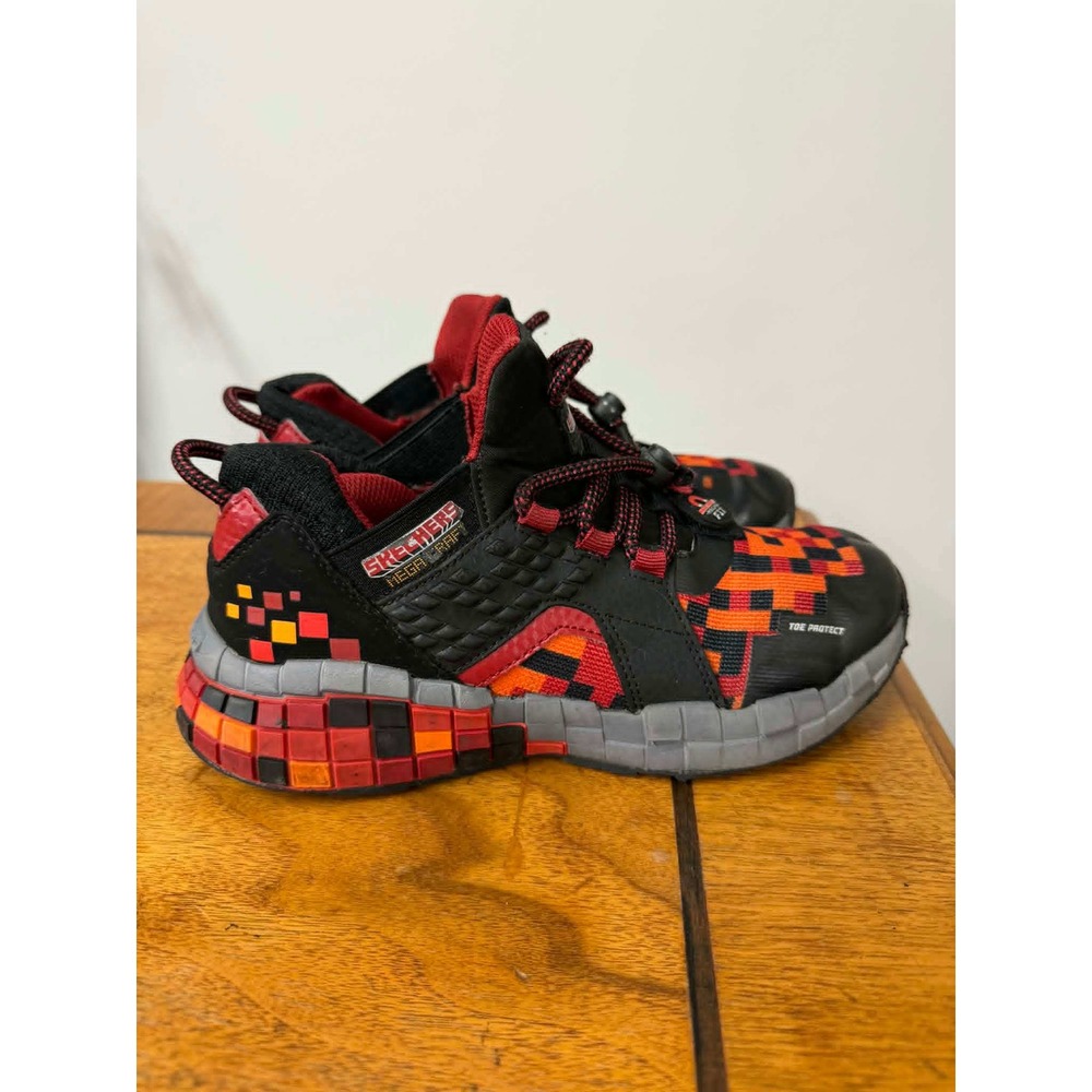 Skechers 3 minecraft Mega-Craft Kids Black Red Orange Pixel Sneakers cubozone